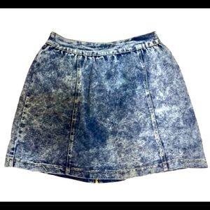 Denim acid washed high waisted skirt